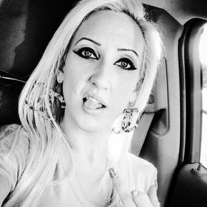 Meet your Posher, Molly